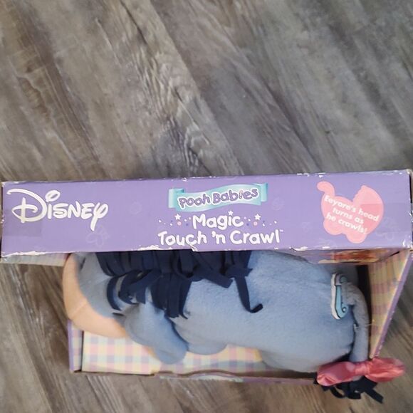 Disney Pooh Babies Magic Touch N Crawl Eeyore NIB Rare Vintage - Picture 6 of 13